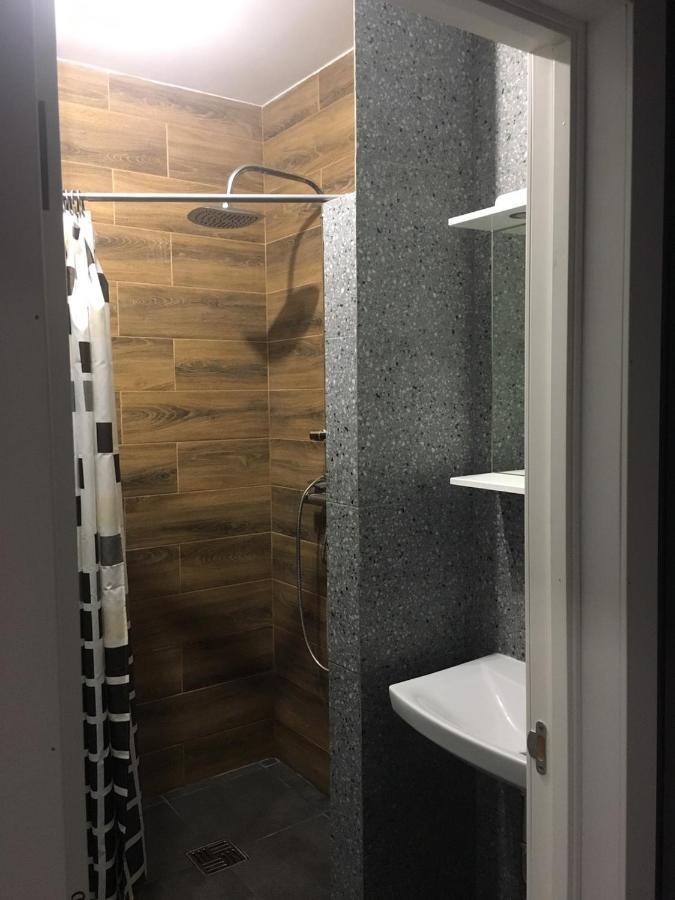 Centre In Uzhgorod Apartment Luaran gambar